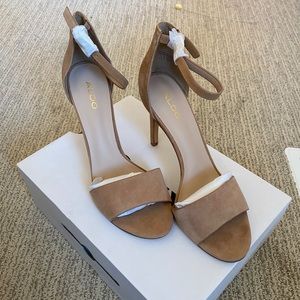Aldo tan suede pumps